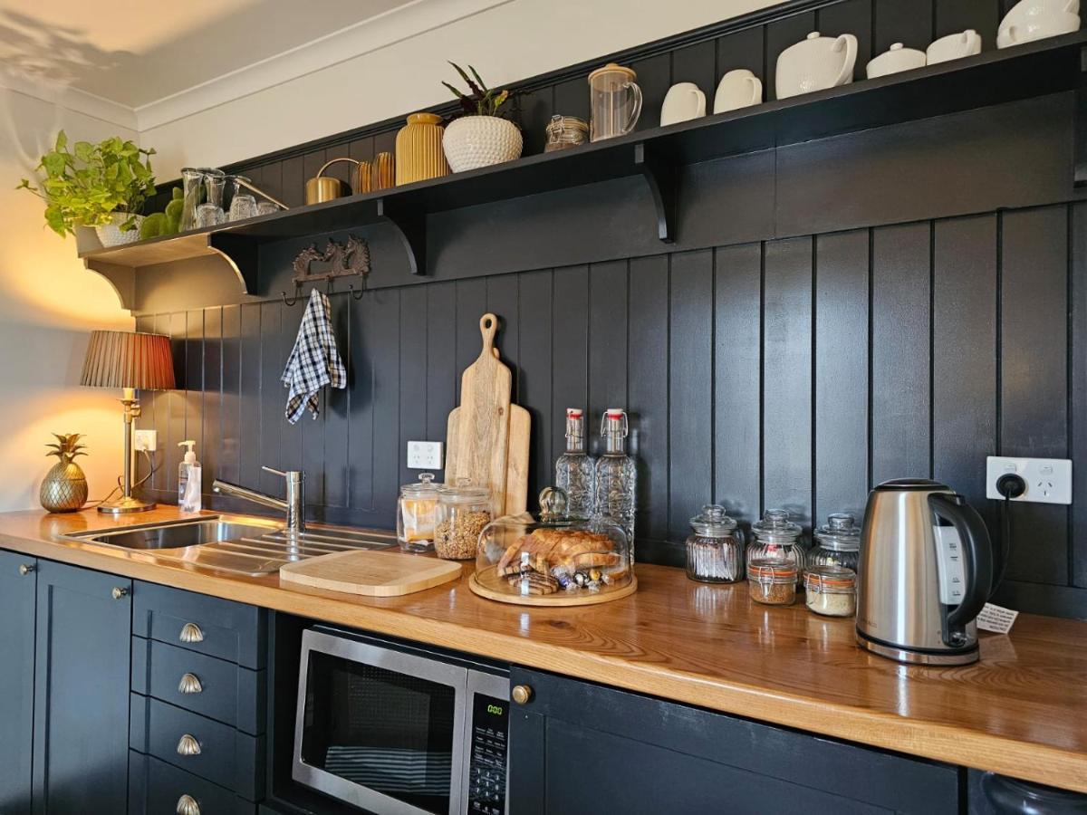 Blue Bell Cottage. Serene Luxury Farmstead Lower Moutere Εξωτερικό φωτογραφία